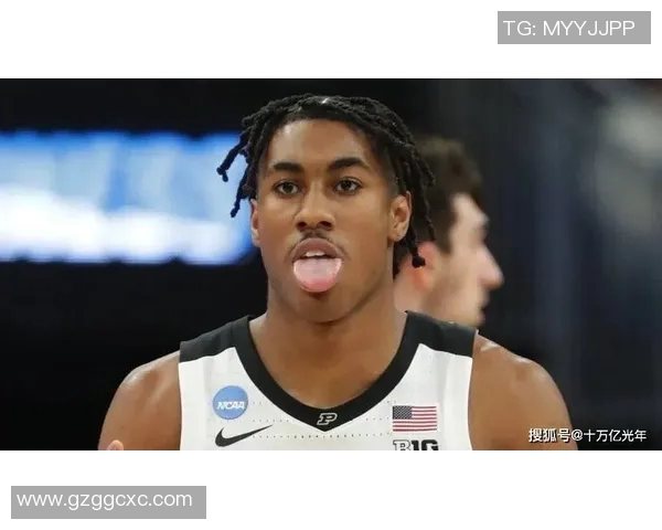 杰登艾维如何在NBA赛场上展现出惊人的潜力与才华